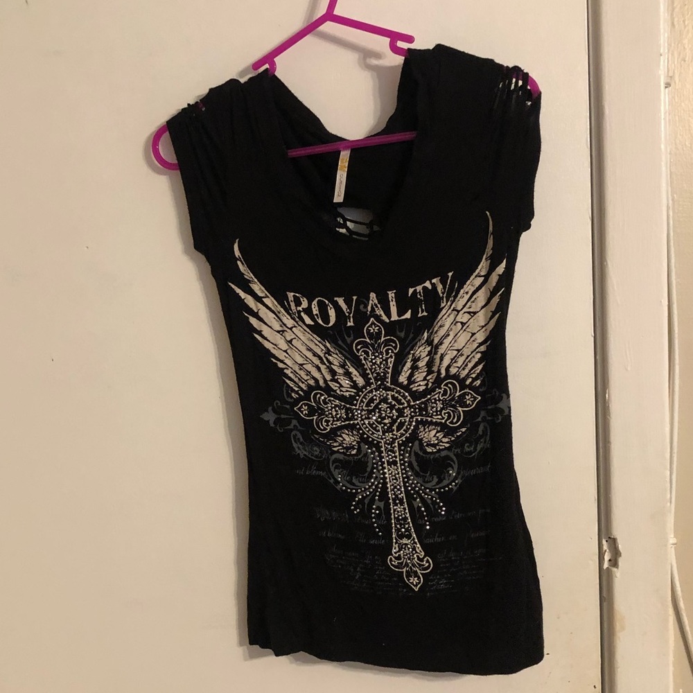 Ocasion brand, size S, black ripped shirt.